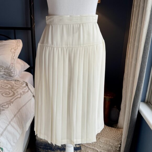 NWT Vintage 90s 100% Silk Pink and Cream Blazer and Chiffon Pleated Skirt Set - Picture 10 of 16